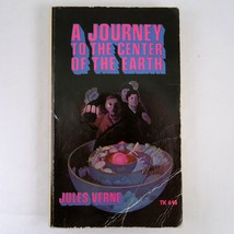 A Journey to the Center of the Earth Jules Verne Scholastic 1976 Paperback - £7.58 GBP