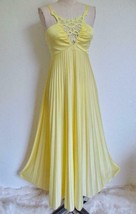 Vintage 70s Jersey Knit Maxi Dress S XS Crystal Pleats Crochet Lace Yellow Lace - £71.93 GBP