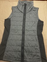 Columbia Women’s Gray Quilted Lightweight Full Zip Vest Size Large - $375.11 MXN