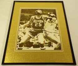 An item in the Sports Mem, Cards & Fan Shop category: Billy Knight vs Walt Clyde Frazier Framed 11x14 Photo Display