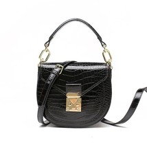 2023 Summer New Ladies Handbag Leather Material  Pattern Messenger Bag Clic Fash - £101.63 GBP