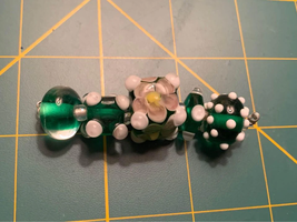 Handmade green and pink Glass lampwork Beads - New - £14.12 GBP