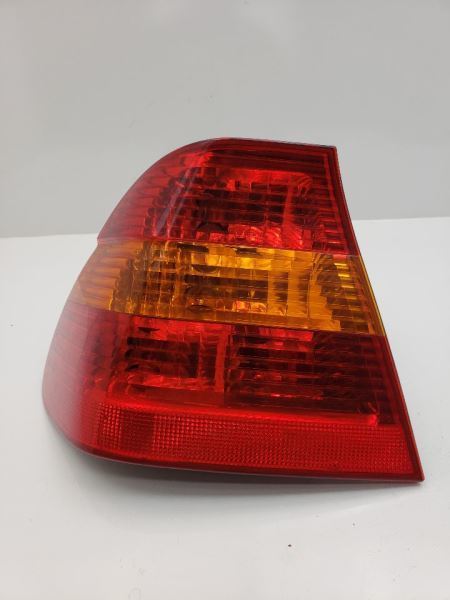 Primary image for Driver Tail Light Sedan Canada Market Fits 02-05 BMW 320i 733538