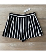Alice + Olivia Conry Pleated-cuff Shorts Moondust Stripe Black sz 8 NWT - £68.79 GBP