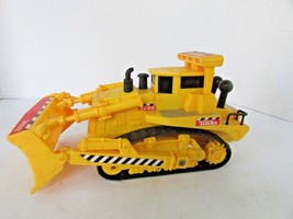 Hasbro 1999 Tonka Plastic Bulldozer Construction Toy Use For Parts 8.75"L L16 - $4.45