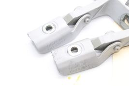 07-13 BMW X5 E70 TRUNK LOWER HINGE SUPPORTS PAIR Q3863 image 11