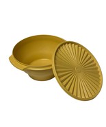 Vintage Tupperware Harvest Gold Large Bowl with Lid Servalier Salad 880-4 - €12,75 EUR Vintage Tupperware Harvest Gold Large Bowl with Lid Servalier Salad 880-4 - €12,75 EUR