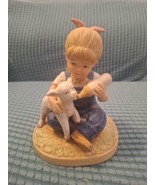 Denim Days #1500 Debbie Feeding A Lamb Figure Homco - $201.77 MXN