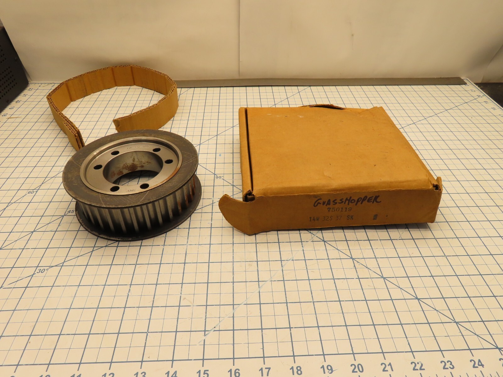 Grasshopper 750119 Synchronous Pulley 14MM 32 Groove 14M-32S-37-SK Surfa... - $99.98