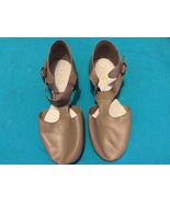 DANSHUZ WOMENS SIZE 8.5 M TAN DANCE SHOES - STYLE 6445 - Free Shipping - $34.19 CAD