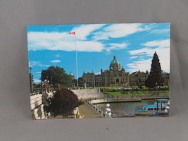 Vintage Postcard - British Columbia Parliament Building  - Wright Everytime - £11.99 GBP