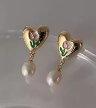 Autumn/Winter new retro dripping tulip metal love Pearl earrings - £15.77 GBP