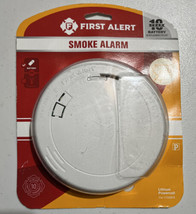 First Alert Smoke Alarm New In White - Lithium Powercell Battery - $14.82