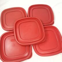Rubbermaid Set of 5 Easy Find 7J64 Replacement Lids 6.5” Square Red plastic - €24,85 EUR