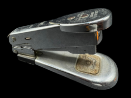 Vintage Arrow Stapler Silver Metal Heavy Duty 4.75&quot; Office Garage Desk - £12.37 GBP