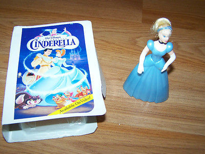 Disney Princess Cinderella McDonalds PVC Toy Doll Figure 1995 in Movie Box  - $12.00