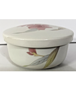 Vintage Hankook Trinket Box With Lid White Pink Flowers Vanity Bathroom ... - $22.99