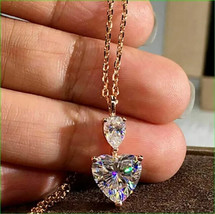 2Ct Heart Simulated Moissanite Heart Pendant 14K Yellow Gold Plated Free Chain - £32.87 GBP