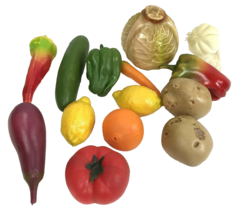 Plastic Vegetables and Fruit Vtg Lot Garlic Cabbage Pepper Carrot Lemon Veggie - £14.42 GBP