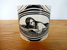 2017 Sir/Madam Aquarius large coffee mug new in box black &amp; gold astrology - $20.00