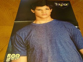 Taylor Lautner Selena Gomez teen magazine poster clipping light shirt Twilight - £3.99 GBP