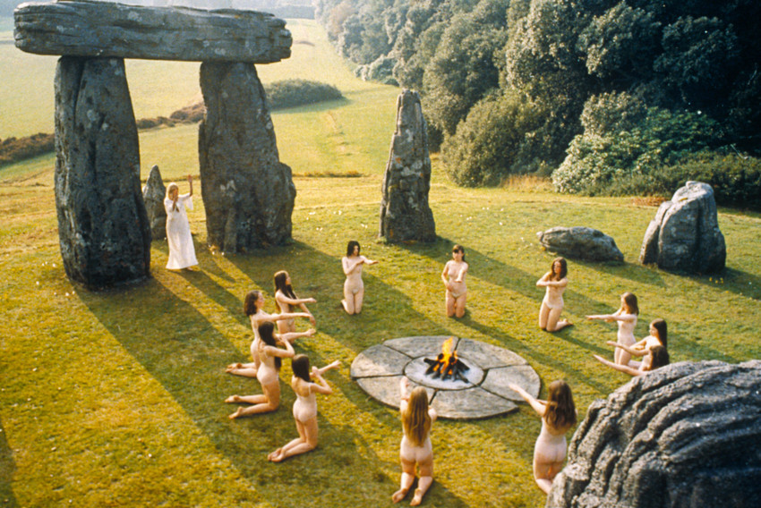 The Wicker Man Ingrid Pitt Naked Pagan Ritual By Stones 1973 18x24 Poster - $23.99