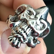 Skull Ring Size 8 - £3.52 GBP