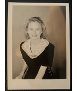 B&amp;W Photo Of 19 Yr Old Woman Named Lea Tow in Mena Arizona 1940&#39;s - £5.18 GBP