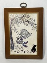 Holly Hobbie &amp; Cat Wall Wood Plaque To Remember Someone Too Nice To Forget 1971 - £14.38 GBP