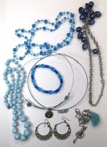 Estate Lot of  Blue Color Theme Jewelry Necklace Earring Bracelet - £13.37 GBP