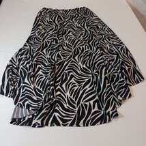 Cato RN#37080 Women's Black & White High-Low Skirt Size 14/16W image 2