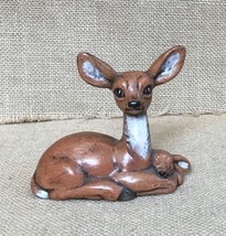 Vintage Hobbyist Ceramic Mama And Baby Deer Figurine Doe Fawn Woodland C... - $11.88
