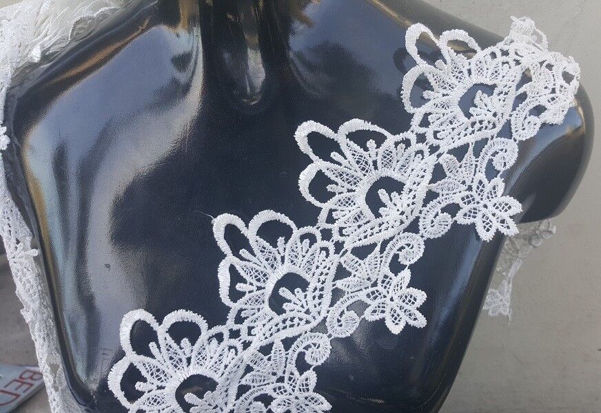 15 Yard Off  White/ ivory Venice Lace Venise Trim 4 3/4 inch Wide SHIPS ... - $4.99+