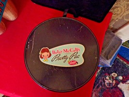 1950&#39;s Amsco Betsy McCall Pretty Pac Red Plaid Round case - £31.22 GBP