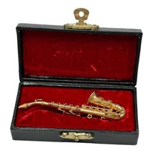 Miniature Saxaphone Musical Instrument 1:12 Scale Velveteen Carry Case Dollhouse - £24.81 GBP