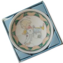Precious Moments Rejoice O Earth Ornament Ceramic Cherub Angel Vintage 1... - $15.82