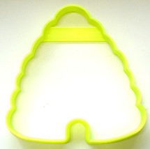 Beehive Outline Bee Hive Nest Honey Bumblebee Colony Cookie Cutter USA PR2870 - £2.38 GBP