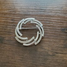 Sarah Coventry Silver Tone Brooch image 4