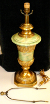 Ethan Allen Hollywood Regency/Victorian Brass Marble Enamel Stone Urn Table Lamp - £103.88 GBP