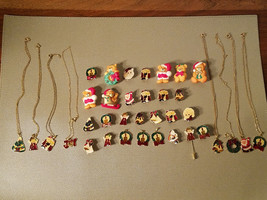Vintage Lot of 36 Pieces of Various Christmas Fashion Costume Jewelry (NWOT) - £11.69 GBP