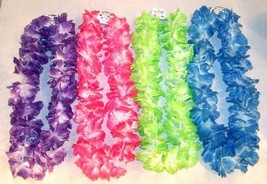 4 DELUXE ASSORTED FLUFFY HAWAIIAN FLOWER LEIS luau party supplies lei be... - £5.29 GBP
