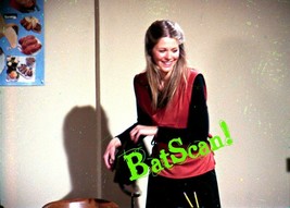 THE BIONIC WOMAN 1978 Original Film 8x10 Color Print! #8 Lindsay Wagner Laughs! - £8.79 GBP