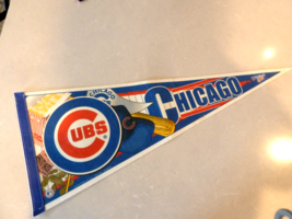 MLB Chicago Cubs Vintage 1999 Popcorn Peanuts Hat &amp; Bat Logo Pennant Banner - £9.34 GBP