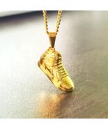 NEW NIKE AIR JORDAN SNEAKER GOLD NECKLACE PENDANT 20&quot; CHAIN LOBSTER CLASP - $24.90 CAD