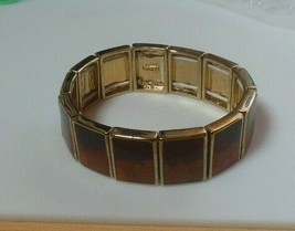 Signed Monet Gold-tone Enamel Stretch Bracelet - $18.80