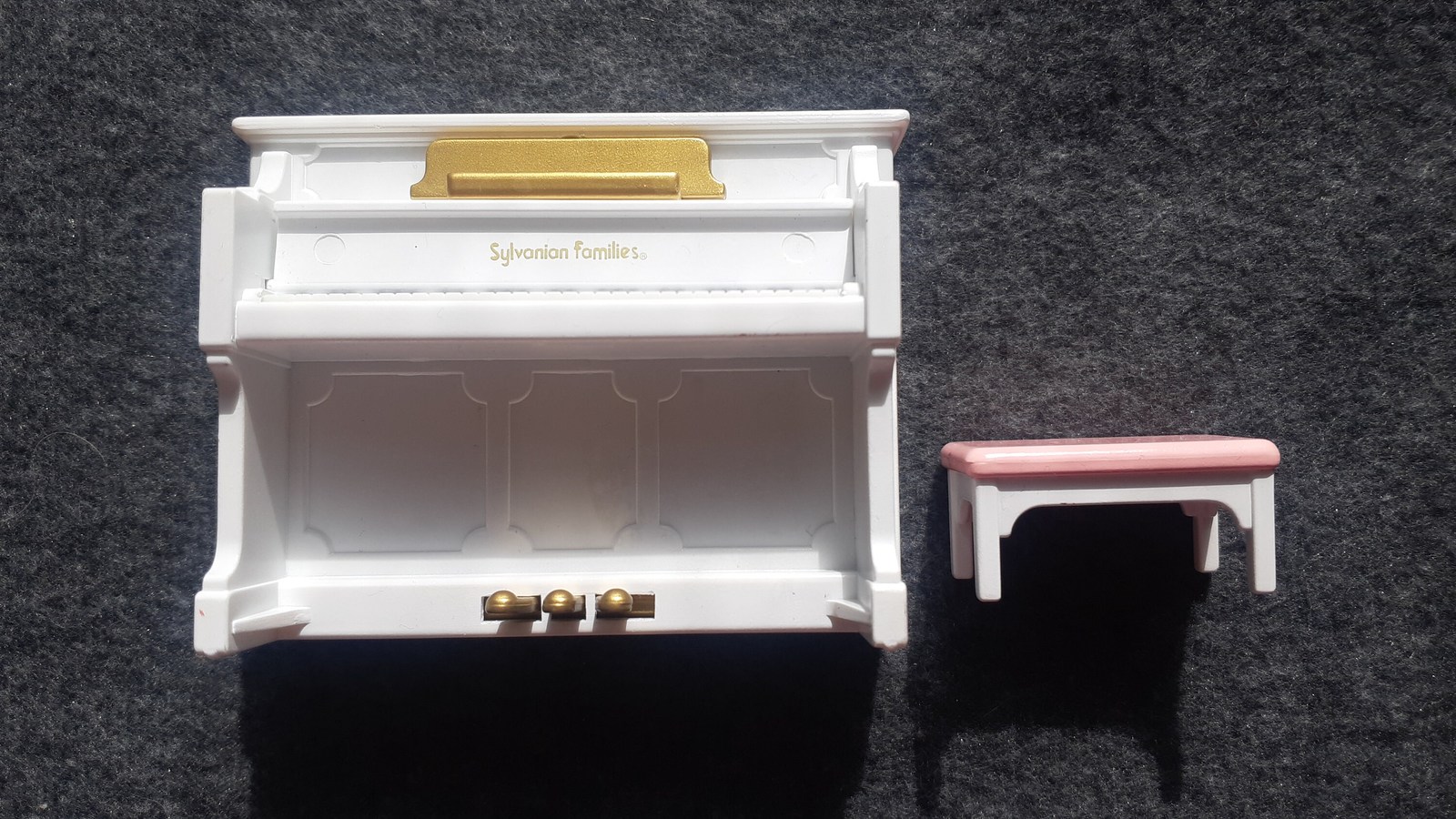 Sylvanian Families Epoch white piano and stool used please look at the  pictures - $6.00
