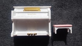 Sylvanian Families Epoch white piano and stool used please look at the  pictures - £4.69 GBP