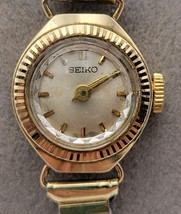 Seiko Watch Women White Dial Gold Plated Manual Wind Round Parts Only Or... - $22.99