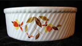 Vintage Hall&#39;s Superior Dunbar Jewel Kitchenware Autumn Leaf Casserole Dish Bowl - £7.82 GBP