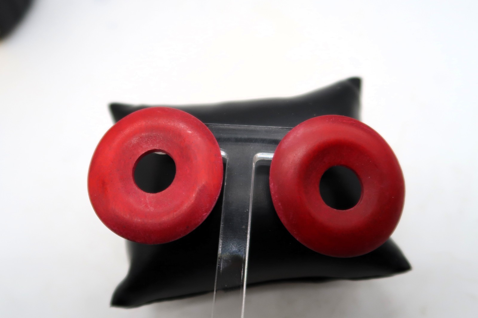 Vtg Red Color Painted or Stained Wood Circle Pierced Earrings Retro Fabu... - $19.99